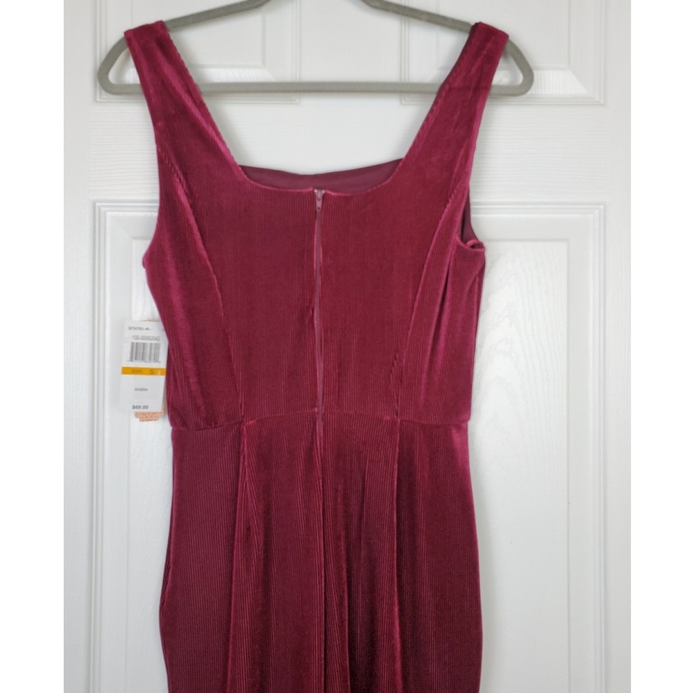 NWT GB velvet corduroy style burgundy jumpsuit - Picture 4 of 8
